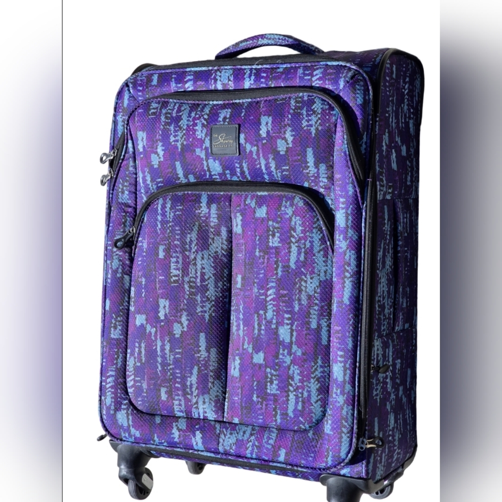 Skyway Oasis Softside Spinner Luggage –  Roller And Retractable Handle